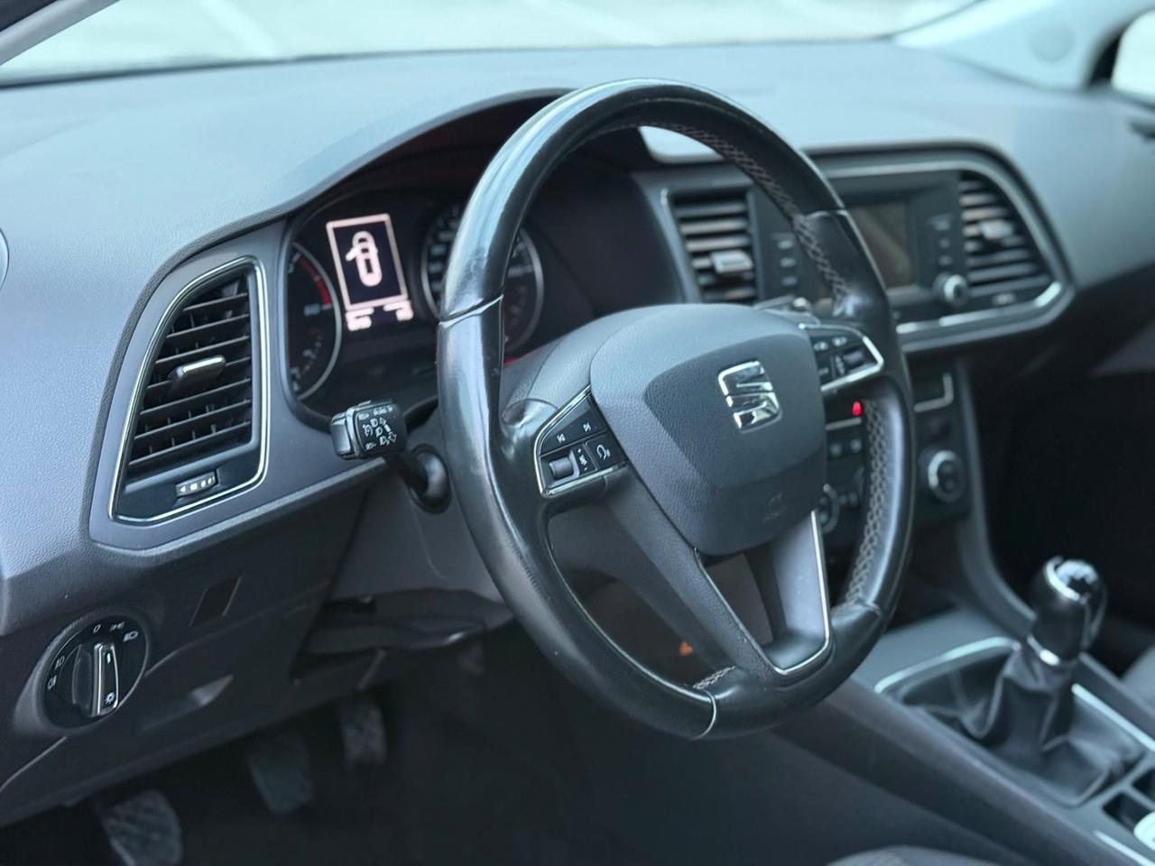 SEAT LEON 1.6 TDI 5 PORTE PRONTA CONSEGNA