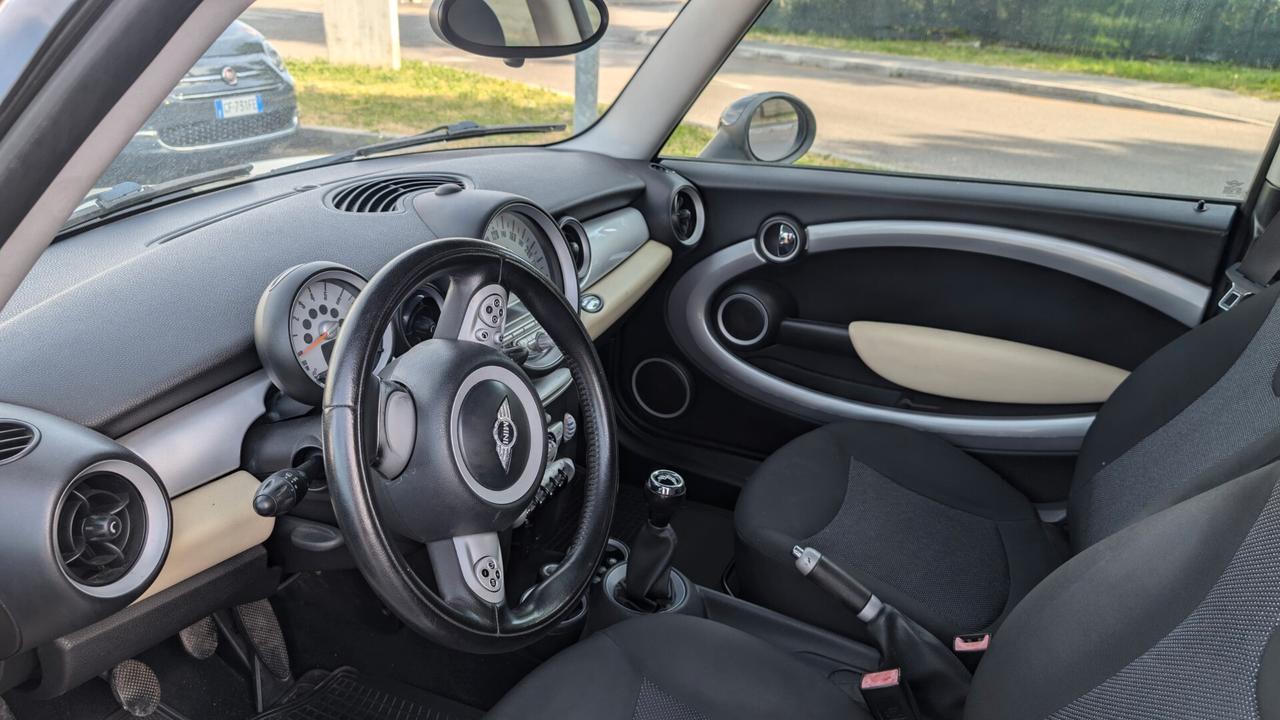 Mini Mini 1.6 16V Cooper