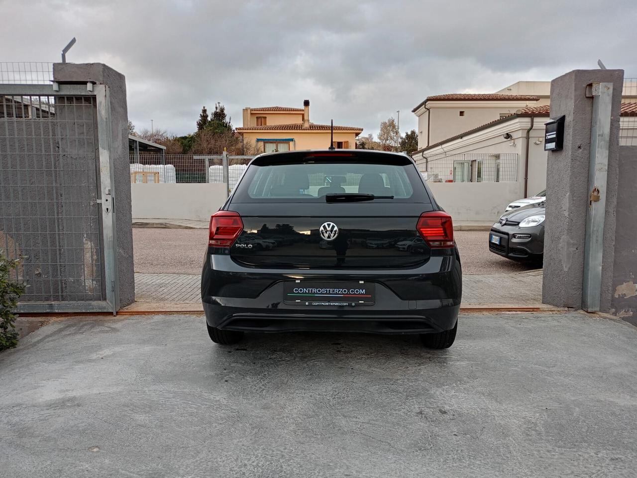 VW POLO BENZINA -NEOPATENTATI