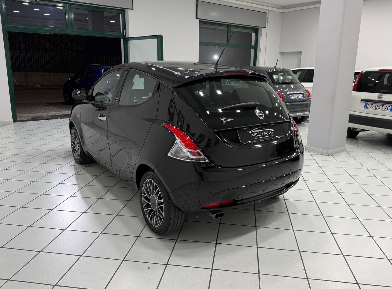 Lancia Ypsilon 1.2 69 CV 5 porte GPL Ecochic Gold
