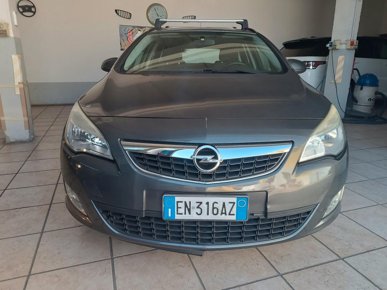 Opel Astra 1.7 diesel garanzia