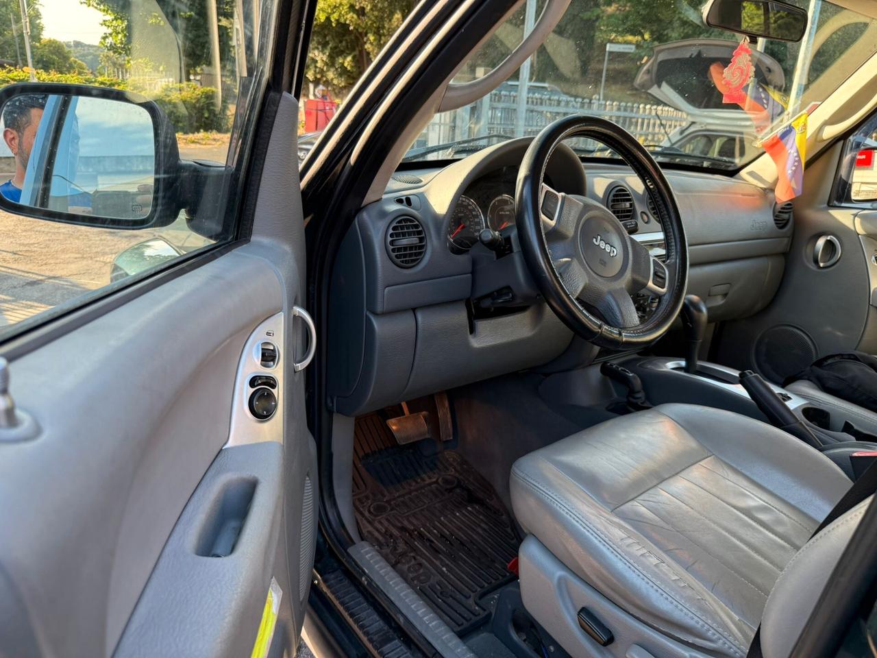 Jeep Cherokee 2.8 CRD Limited