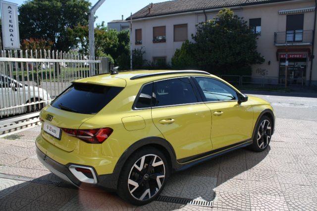 AUDI A3 allstreet 40 TFSI e S tronic Identity Contrast