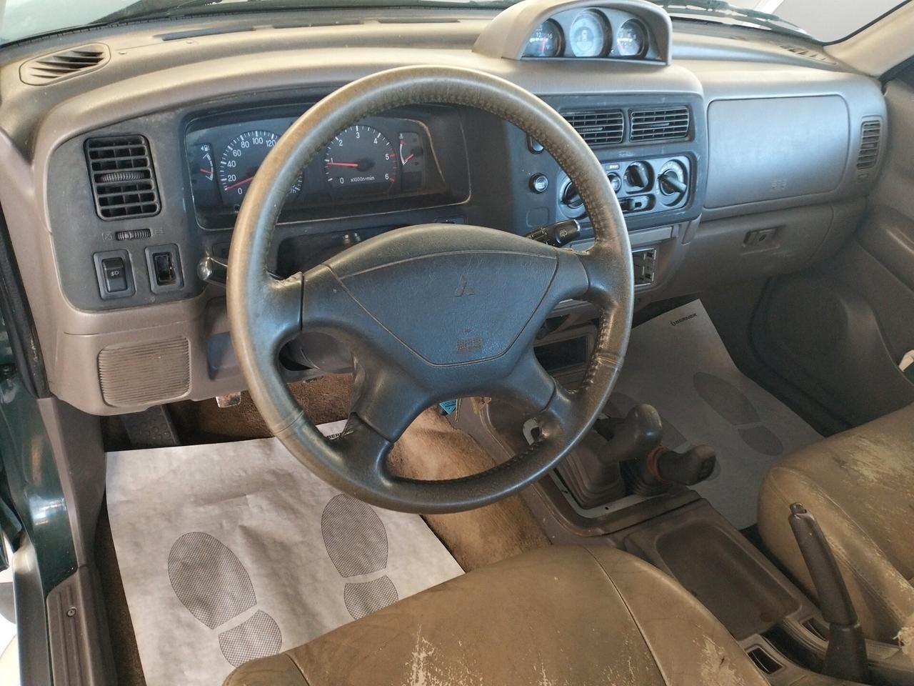 Mitsubishi Pajero Sport 2.5 TDI GLS