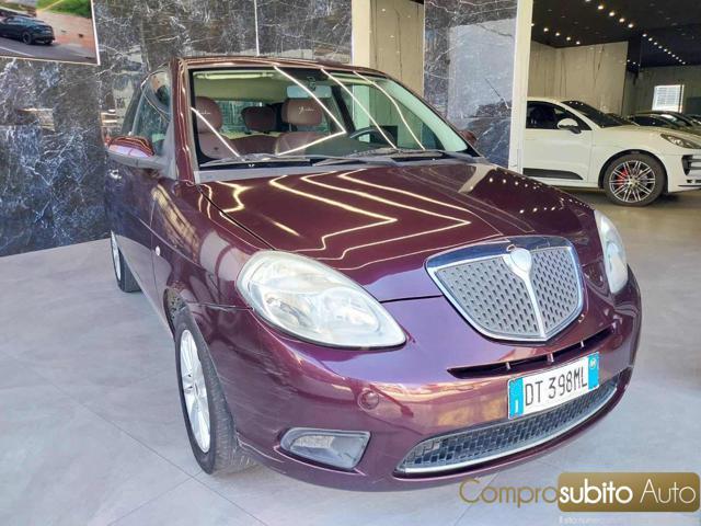 LANCIA Ypsilon 1.2 Versus ( Garanzia 12 Mesi)