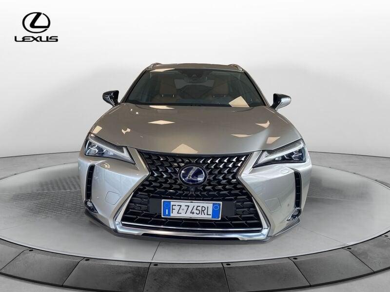 Lexus UX Hybrid Luxury