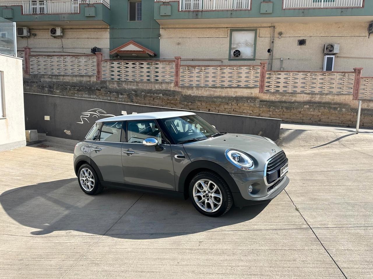 Mini Mini 1.5 Cooper D Automatica Neopatenati Business XL 5 porte