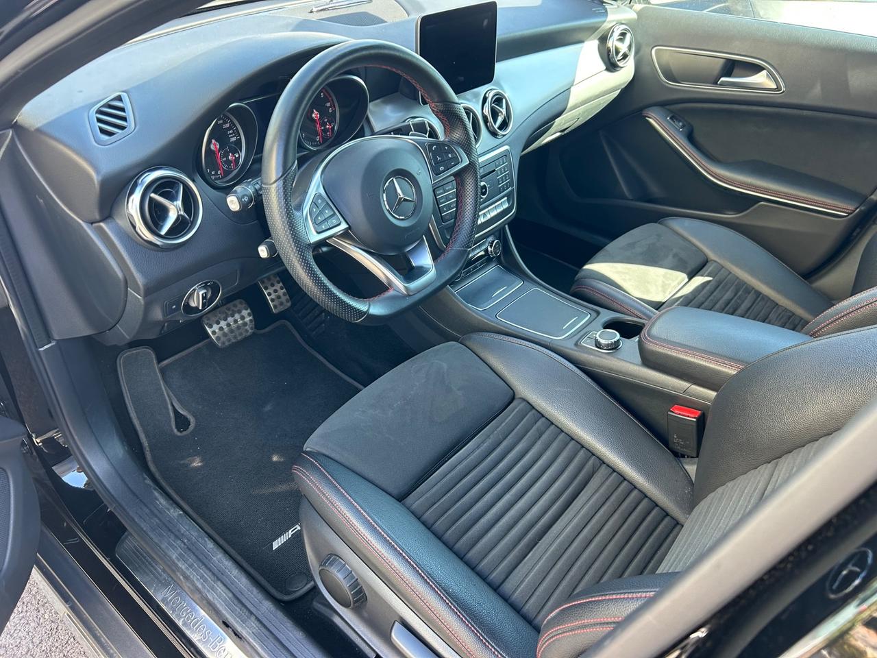 Mercedes-benz GLA 200 d Automatic 4Matic Premium