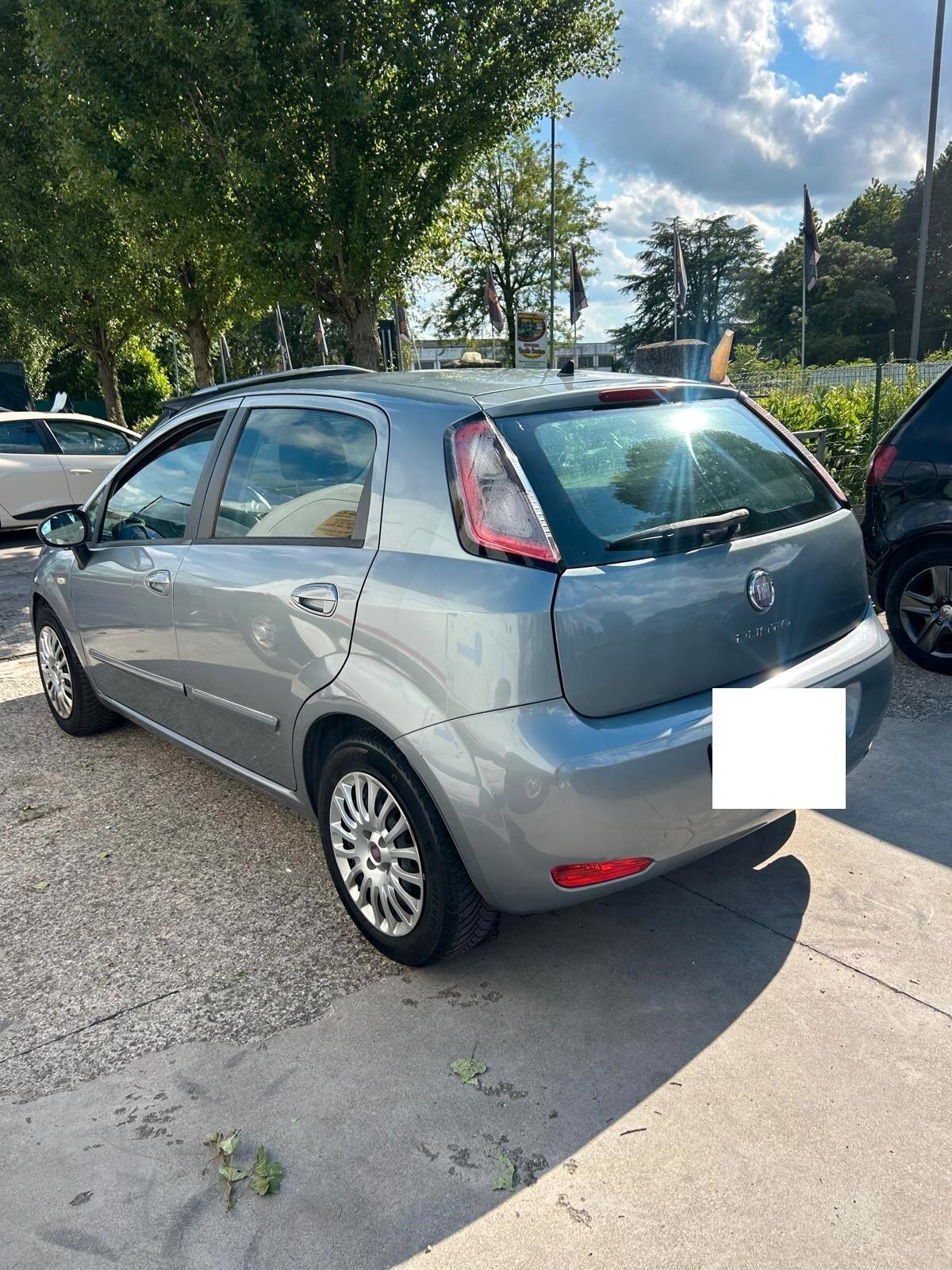 Fiat Punto 1.3 MJT II 75 CV 5 porte Young OK NEO PATENTATI