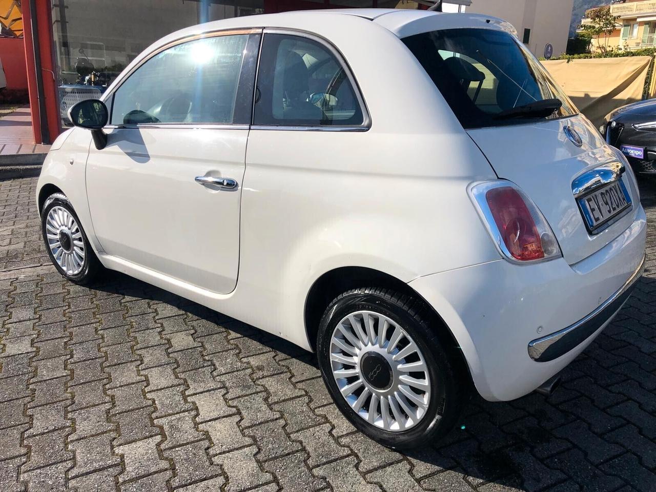Fiat 500 1.2 Lounge ADATTA X NEOPATENTATI CON GARANZIA EUROPEA 12 MESI ESTENDIBILE FINO A 36 MESI!!!