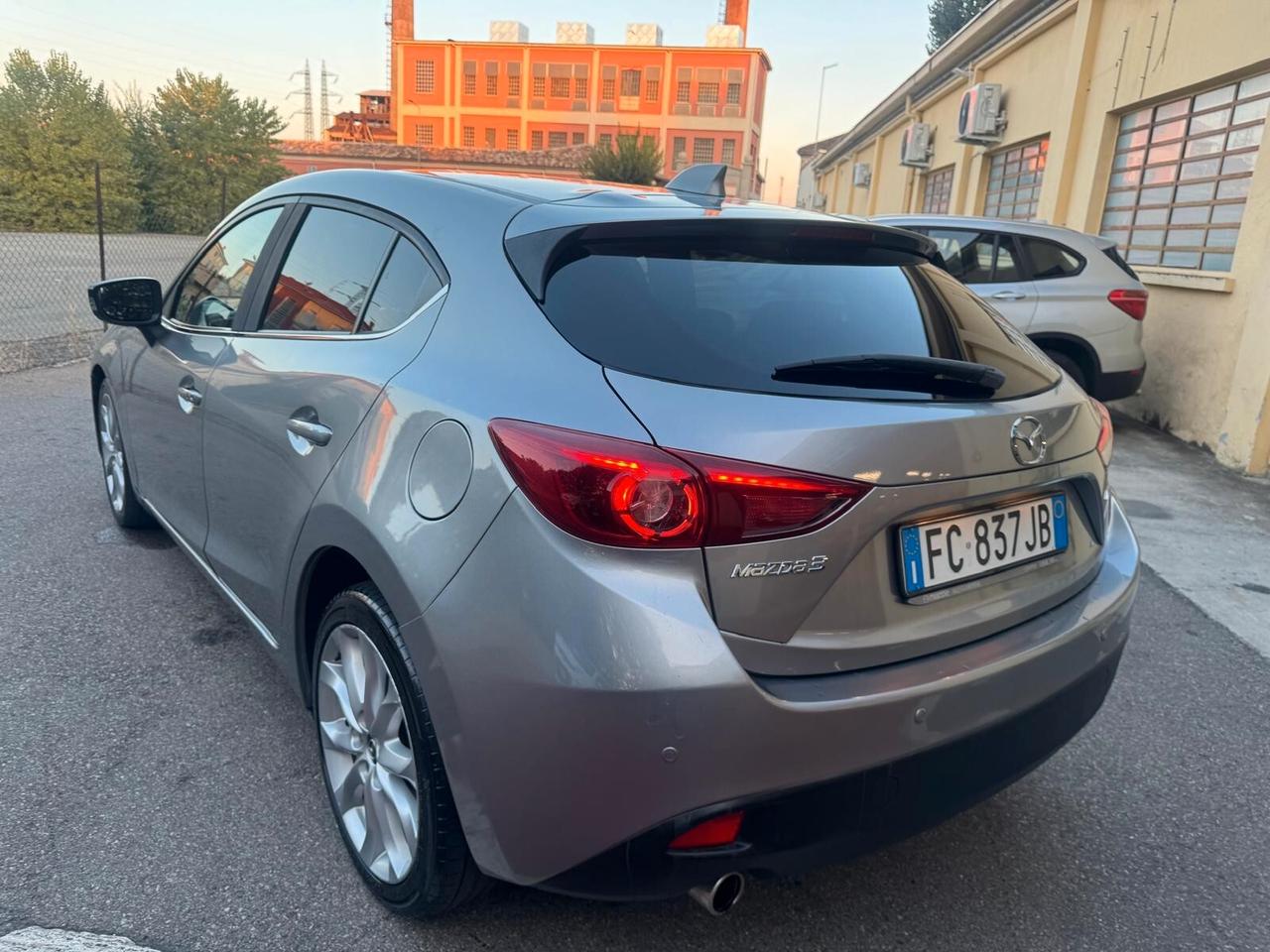 Mazda 3 2016 2.2 Diesel Skyactiv-D Exceed