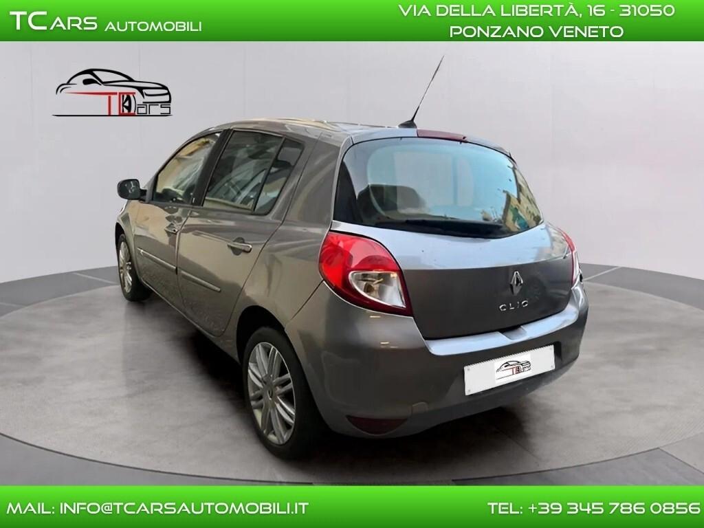 RENAULT CLIO 1.2 BENZINA APERTI TUTTO AGOSTO