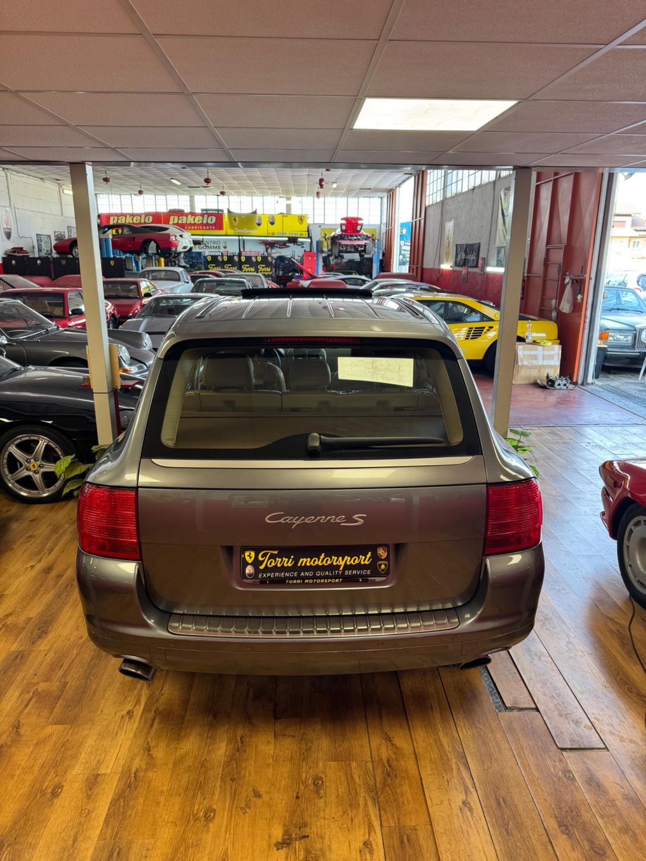 Porsche Cayenne 4.5 S PERMUTE