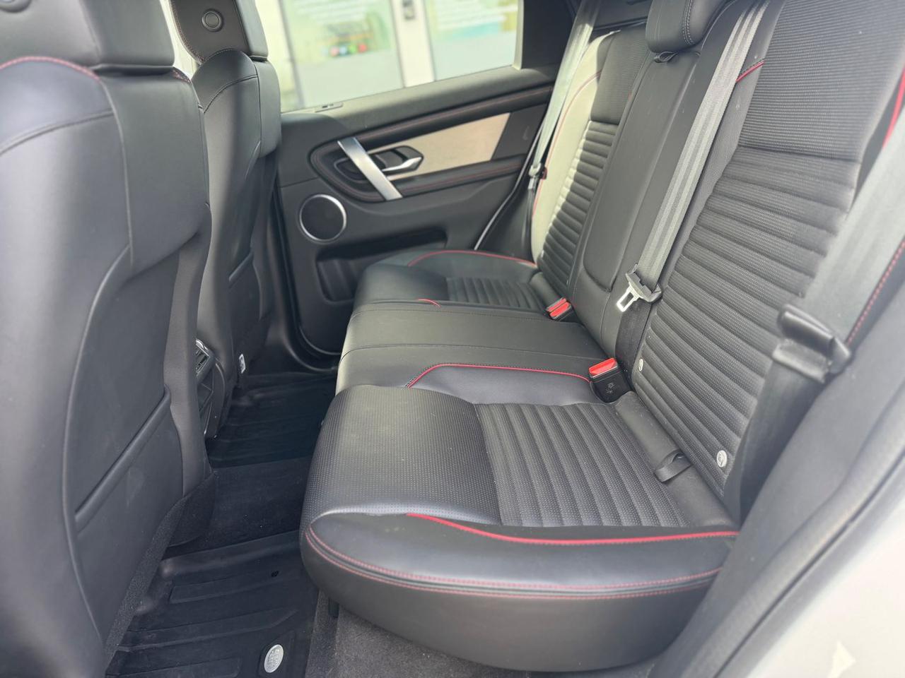 Land Rover Discovery R-Dynamic HSE 2.0 D 16 #10156