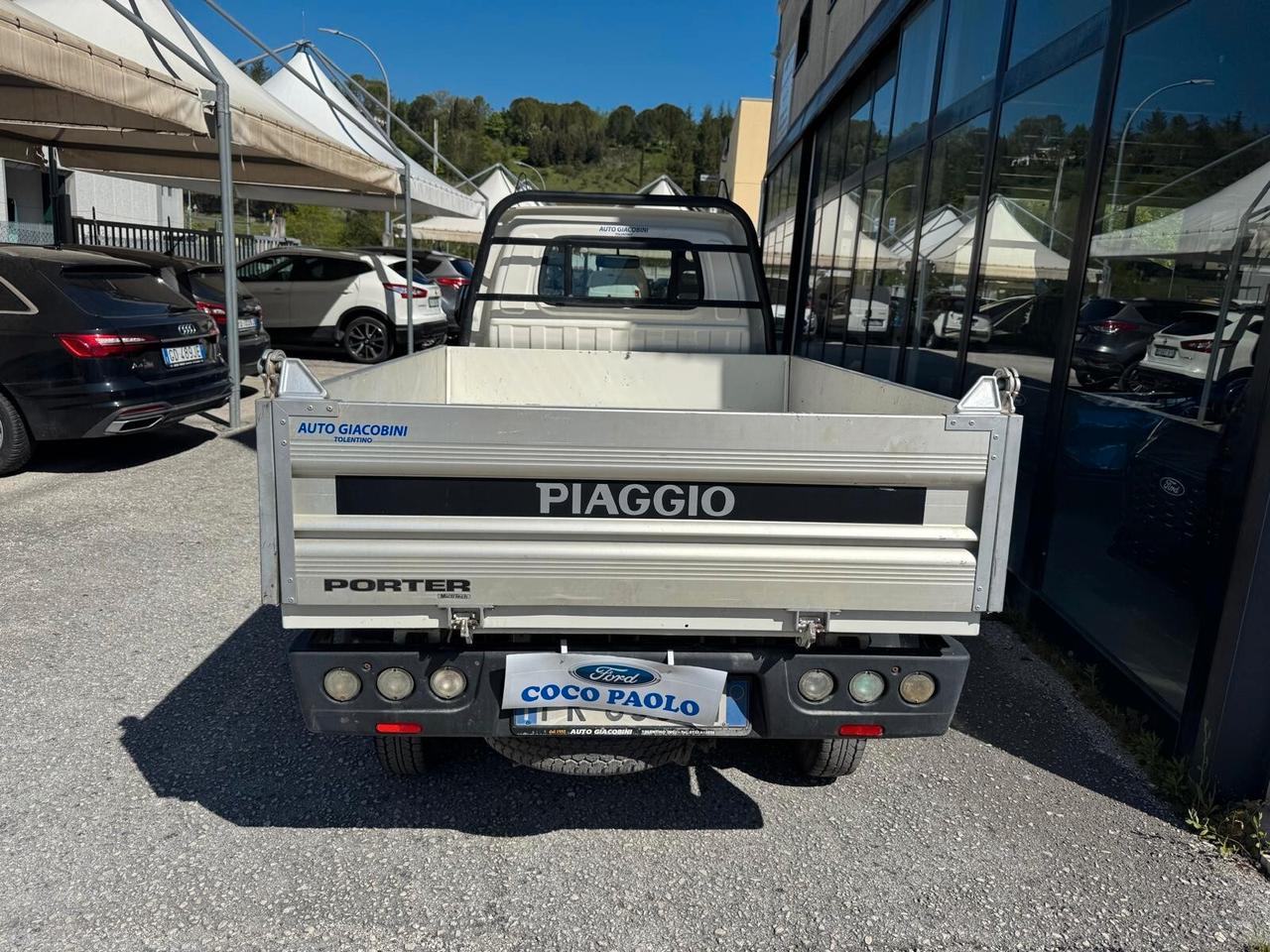 Piaggio Porter 1.3 Cassonato CON RIBALTABILE E CLIMATIZZATORE