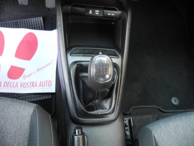 KIA Stonic 1.6 CRDi 110cv Urban -BiColor-Ok NEOPAT.- EURO 6/B