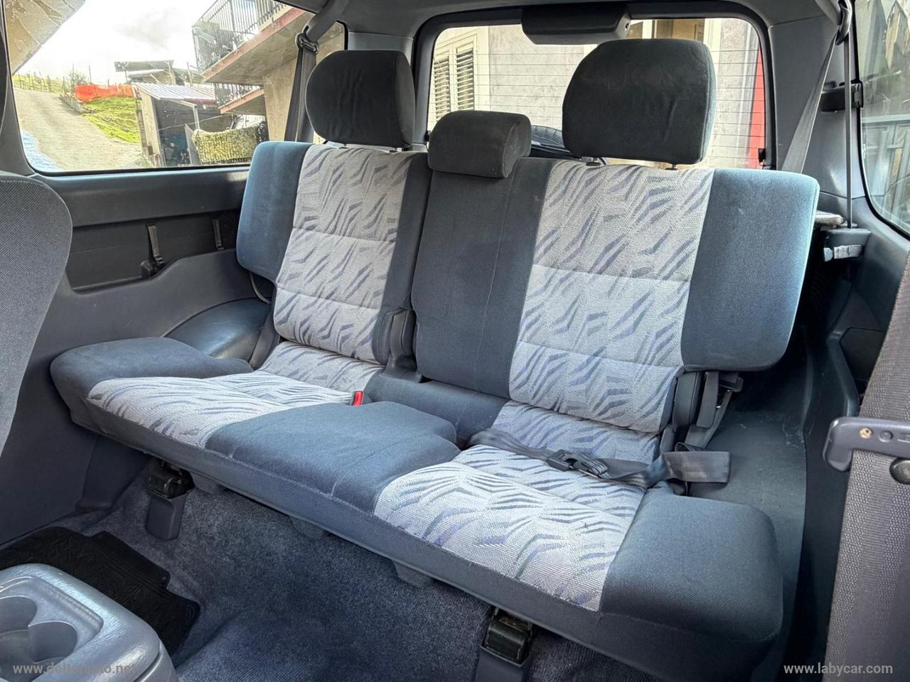 TOYOTA Land Cruiser 3.0 TD 3p. KZJ90 GX