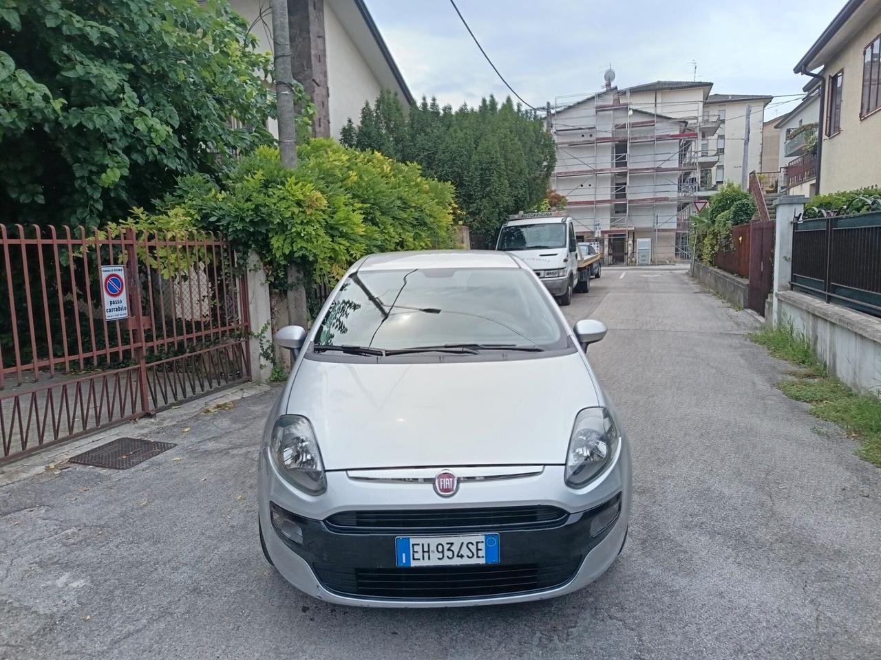 Fiat Punto Evo 1.2 5 porte 2011 ok neo patente ok neo patente