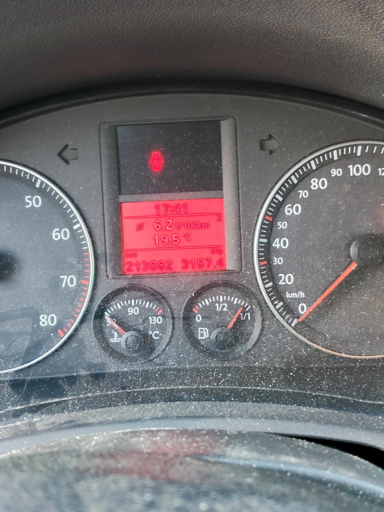 Volkswagen Golf 1.6 benzina 2005