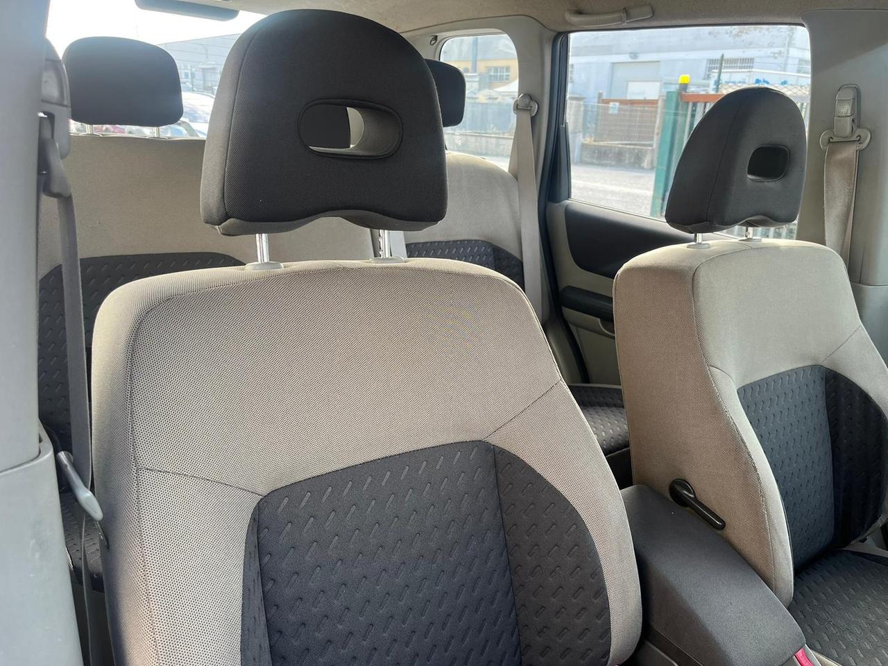 Nissan X-Trail 2.2 dCi Elegance