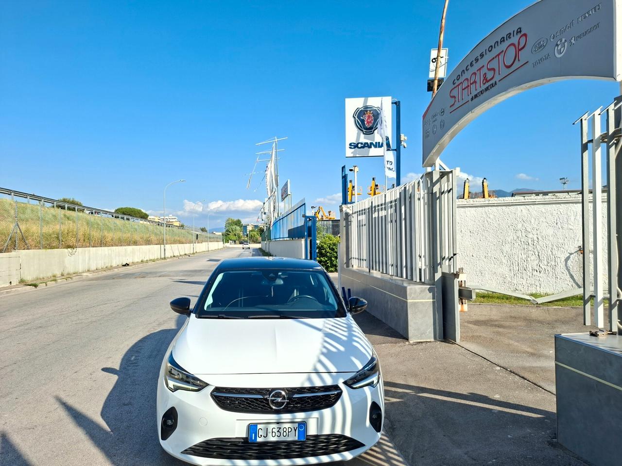 Opel Corsa 1.2 100 CV Design & Tech