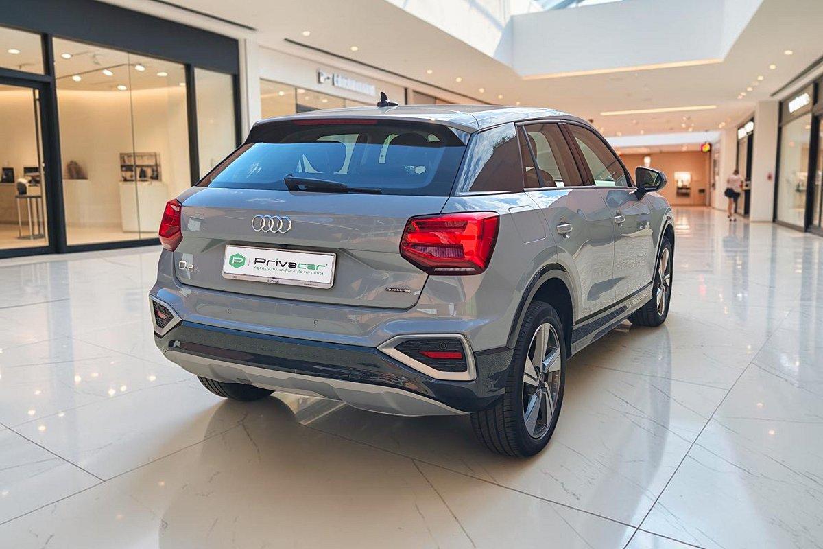 AUDI Q2 35 TDI quattro S tronic Business Advanced