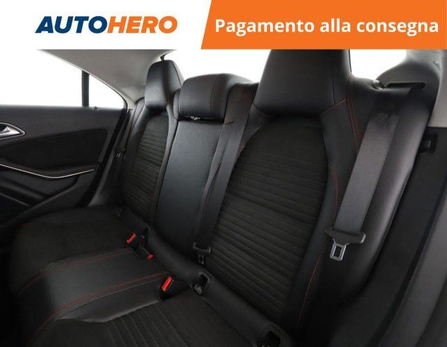 MERCEDES-BENZ CLA 200 d Automatic Premium