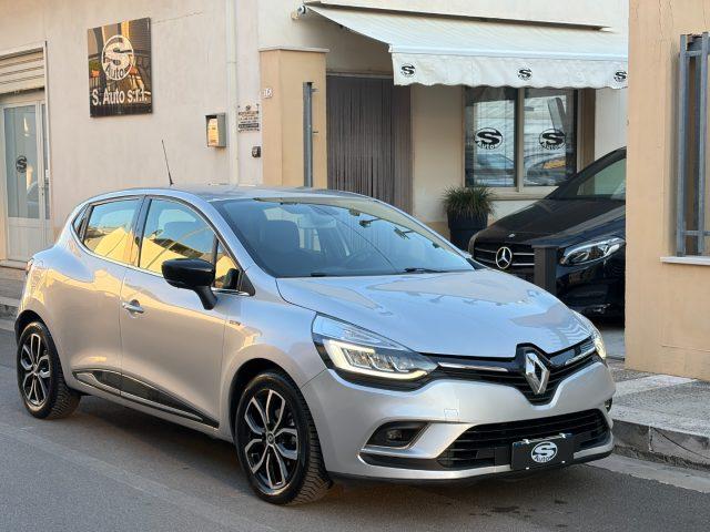 RENAULT Clio 1.5dCi 75CV Moschino Life