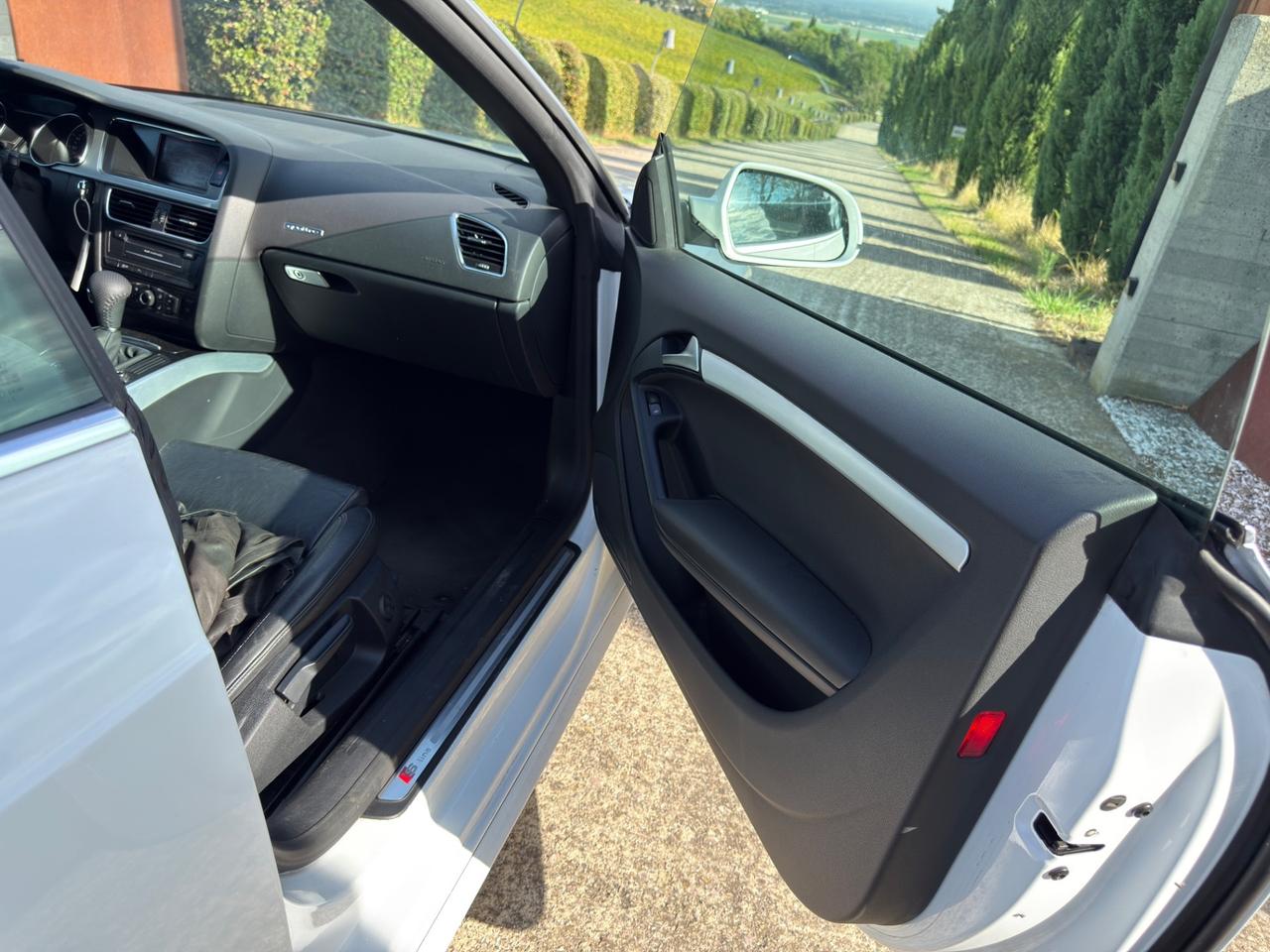 Audi A5 Cabrio 2.0 TFSI 211 CV quattro S tronic Business