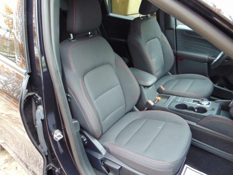 FORD Kuga 3ª serie Kuga 1.5 EcoBlue 120 CV aut...