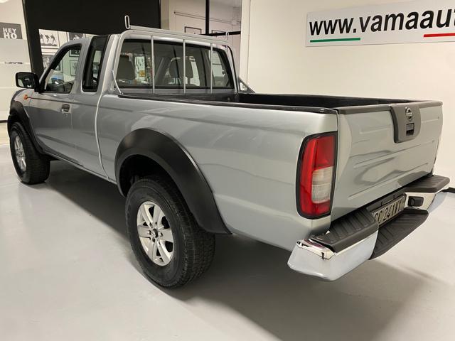 NISSAN Navara Pick-up 2.5 TD King Cab Navara UNICO PROPRIETARIO
