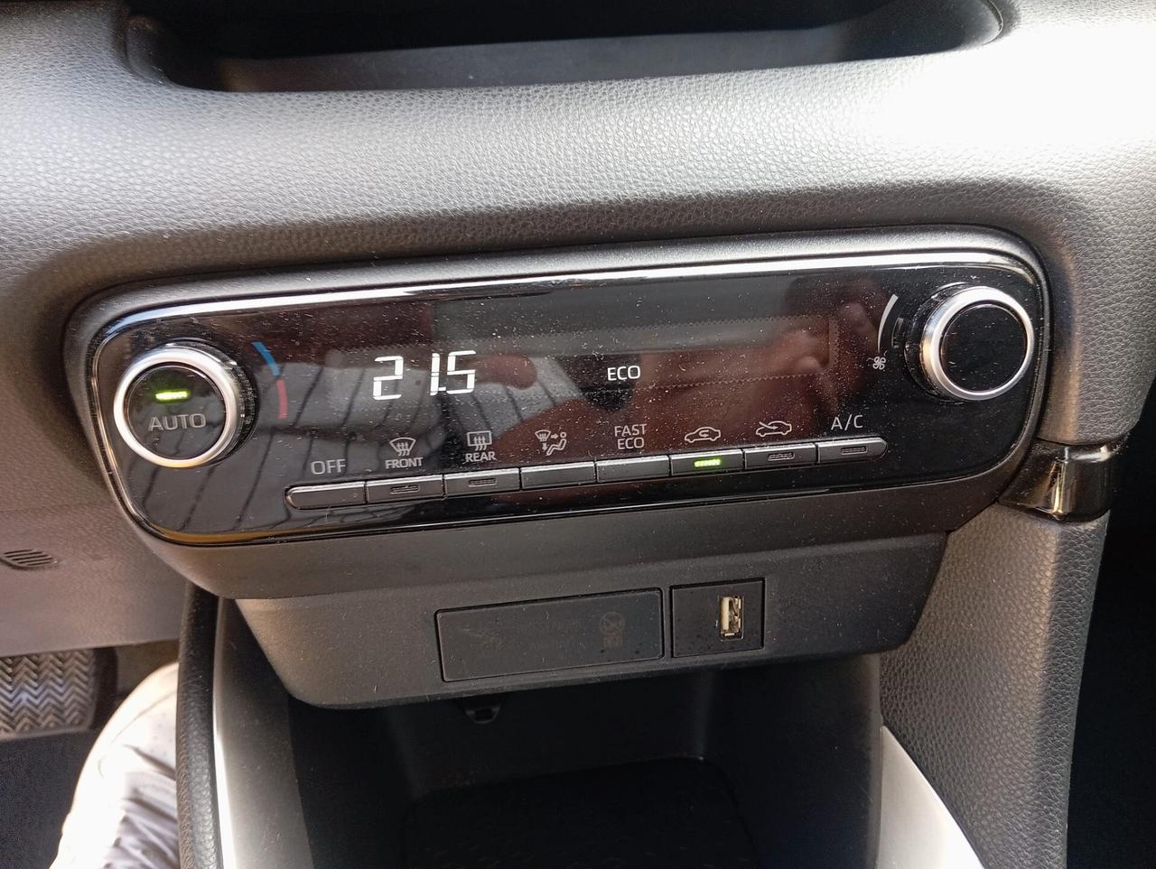 Toyota Yaris 1.5 Hybrid 5 porte Trend