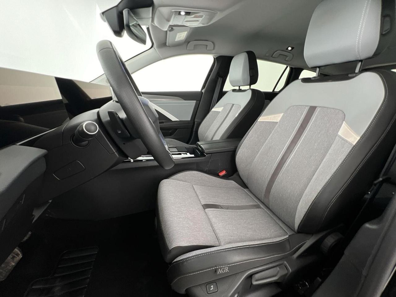 Opel Astra 1.5 T Diesel 130 CV Sports Tourer Bus. Elegance AUTOMATICA