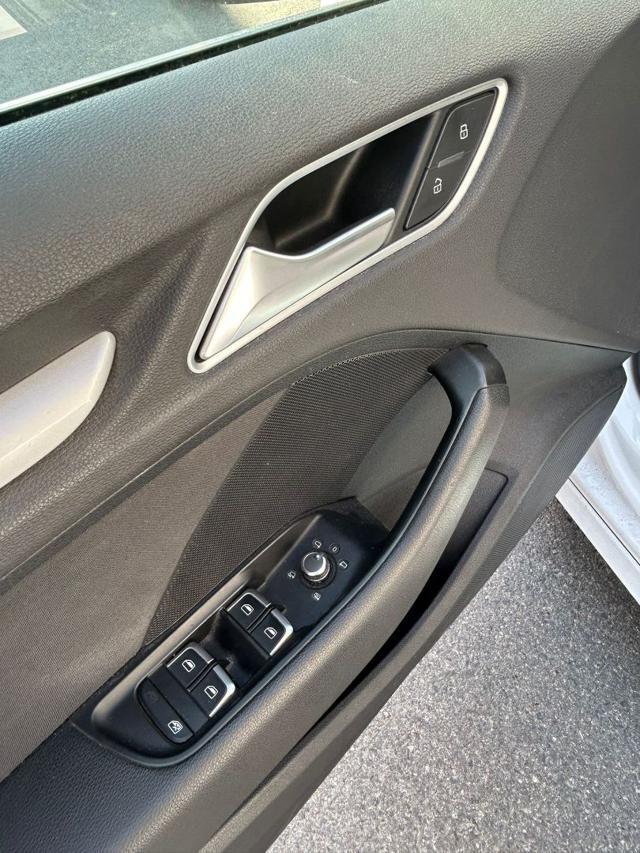 AUDI A3 SPB 1.6 TDI clean diesel S tronic Ambition