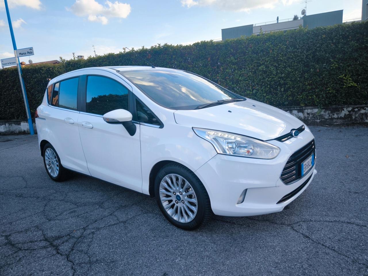 FORD B-MAX 1,6 TDCI TITANIUM – KM 128000 -OK NEOPATENTATI