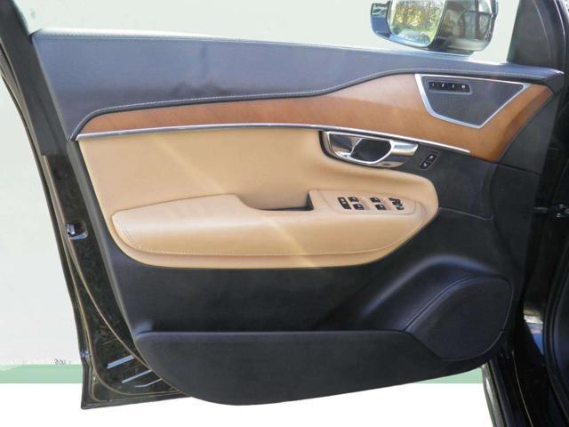 VOLVO XC90 D5 AWD Geartronic 7 posti Inscription