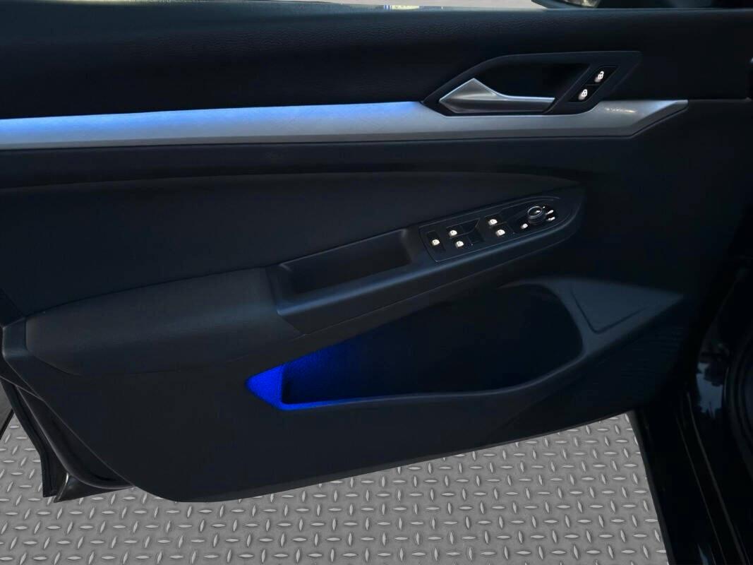 Volkswagen Golf 1.5 eTSI 130 CV EVO ACT DSG Life 2022