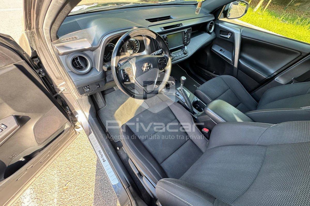 TOYOTA RAV4 2.5 Hybrid 2WD Dynamic