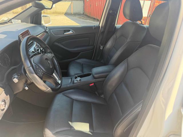 MERCEDES-BENZ B 180 BlueEFFICIENCY Premium senza nessun lavoro da fare