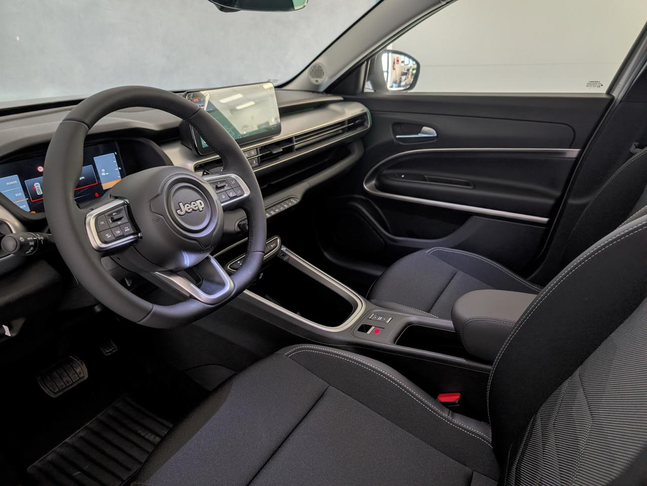 Jeep Avenger 1.2 Turbo E-Hybrid 110cv eDCT6 Summit