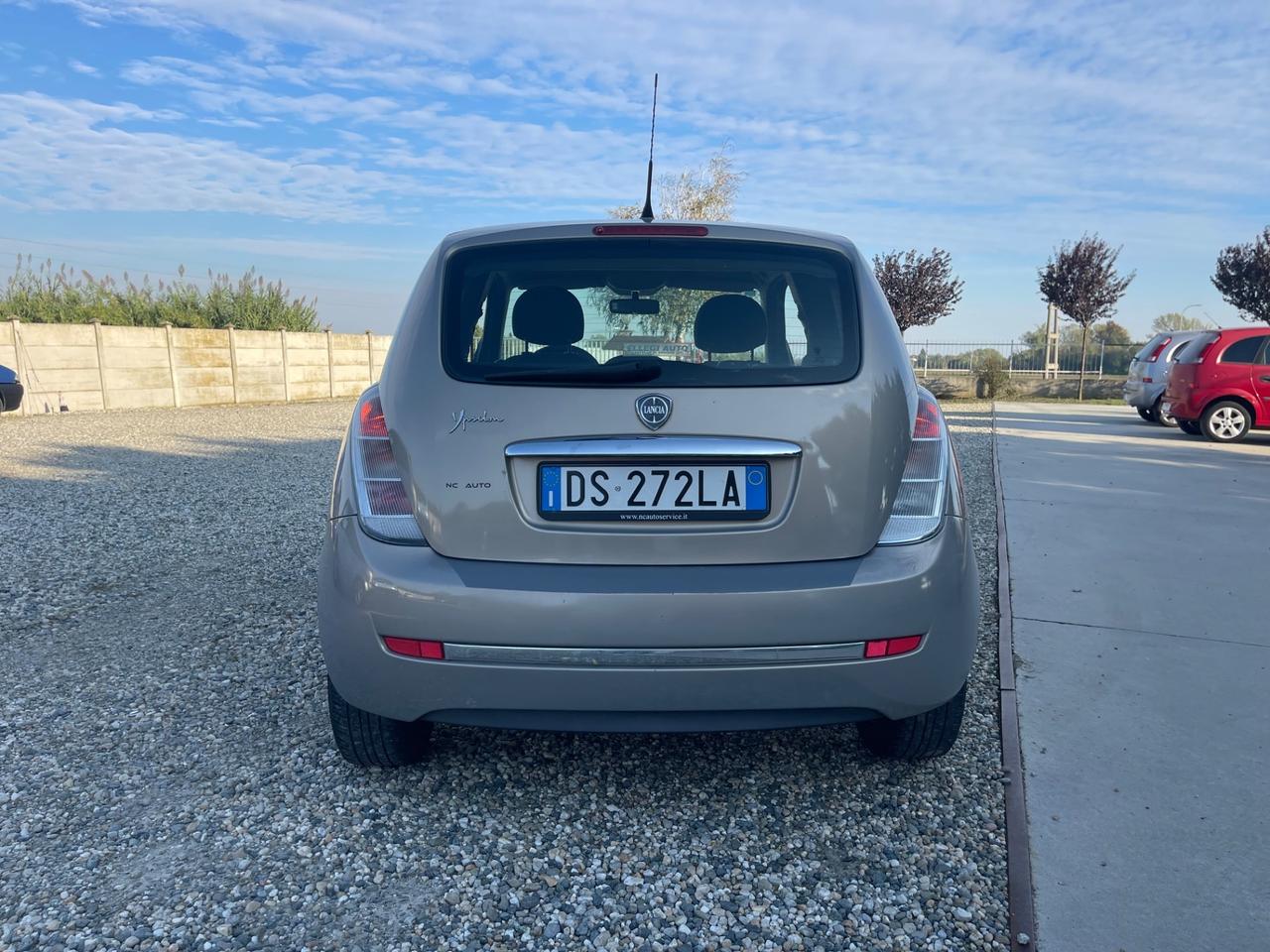 Lancia Ypsilon 1.2 Argento