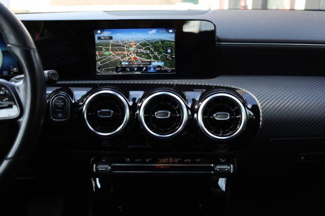 MERCEDES-BENZ A 180 d Automatica MBux NAVI Retrocamera Cruise Ufficial