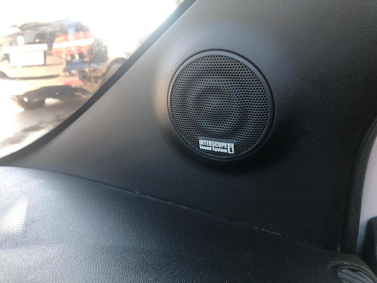 Abarth 500 C 1.4 Turbo T-Jet MTA Bicolor