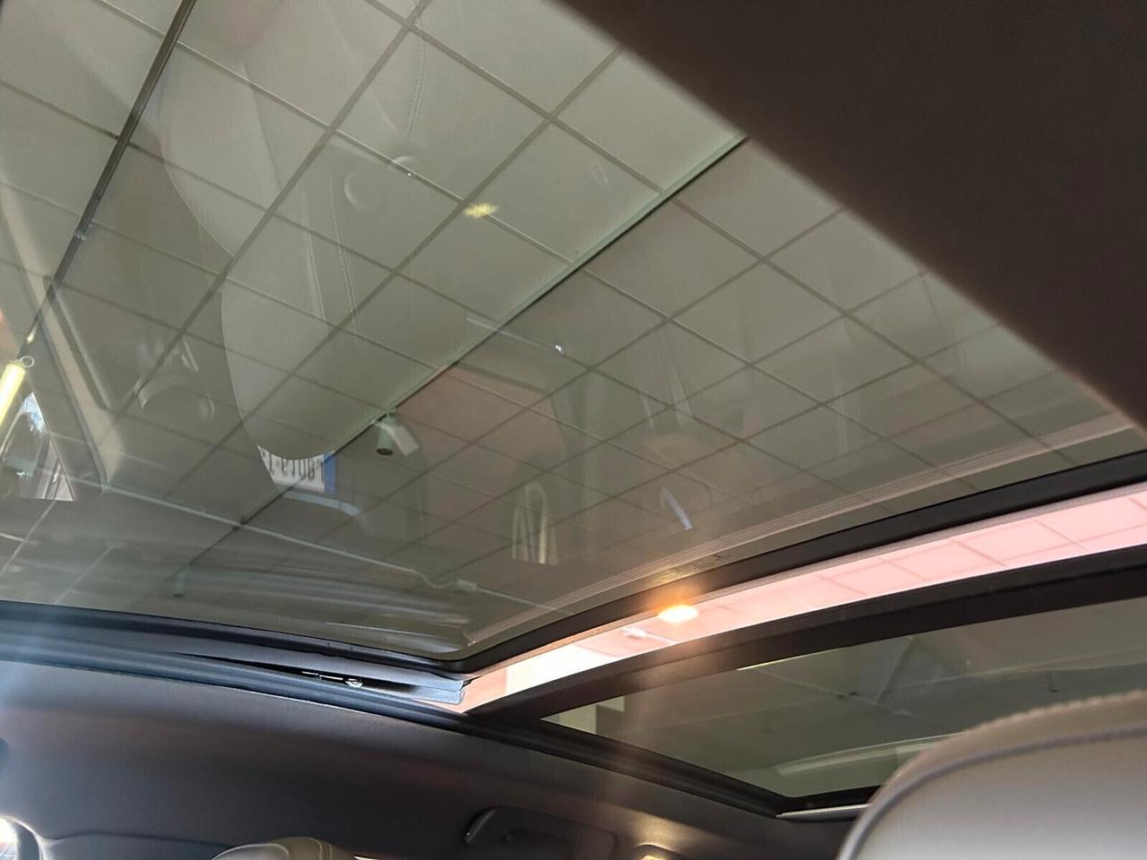 Porsche Macan 2.0 265 cv PDK UNICO PR.