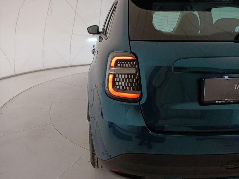 FIAT 600 My24 1.2 Hybrid 100cv