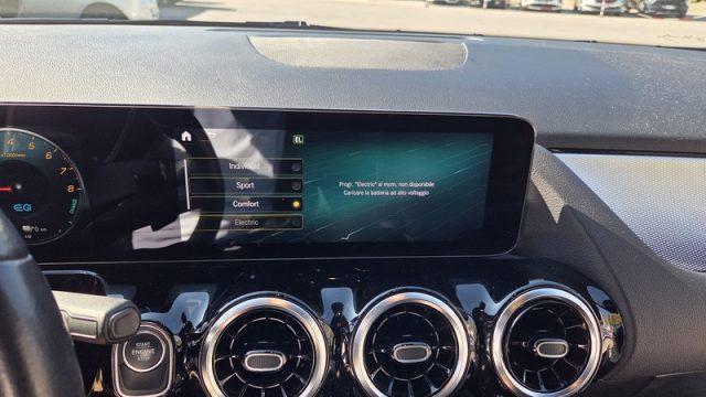 MERCEDES-BENZ GLA 250 e hybrid EQ Business Extra PERMUTE GARANZIA 2028