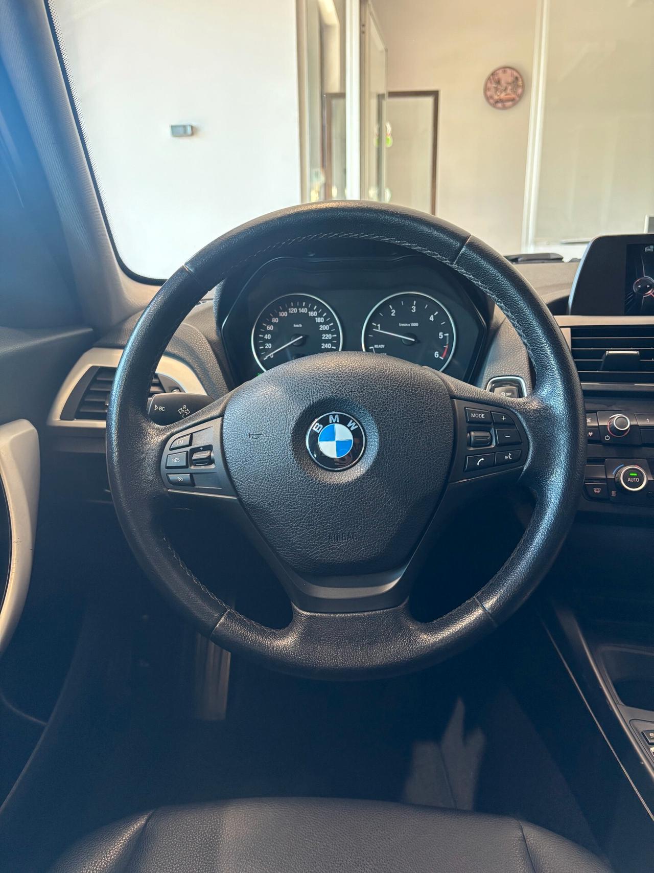 BMW 118 d 5p Business*NEOPATENTATI