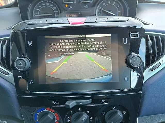 Lancia Ypsilon 1.0 Hybrid 69cv PLATINO AZIENDALE