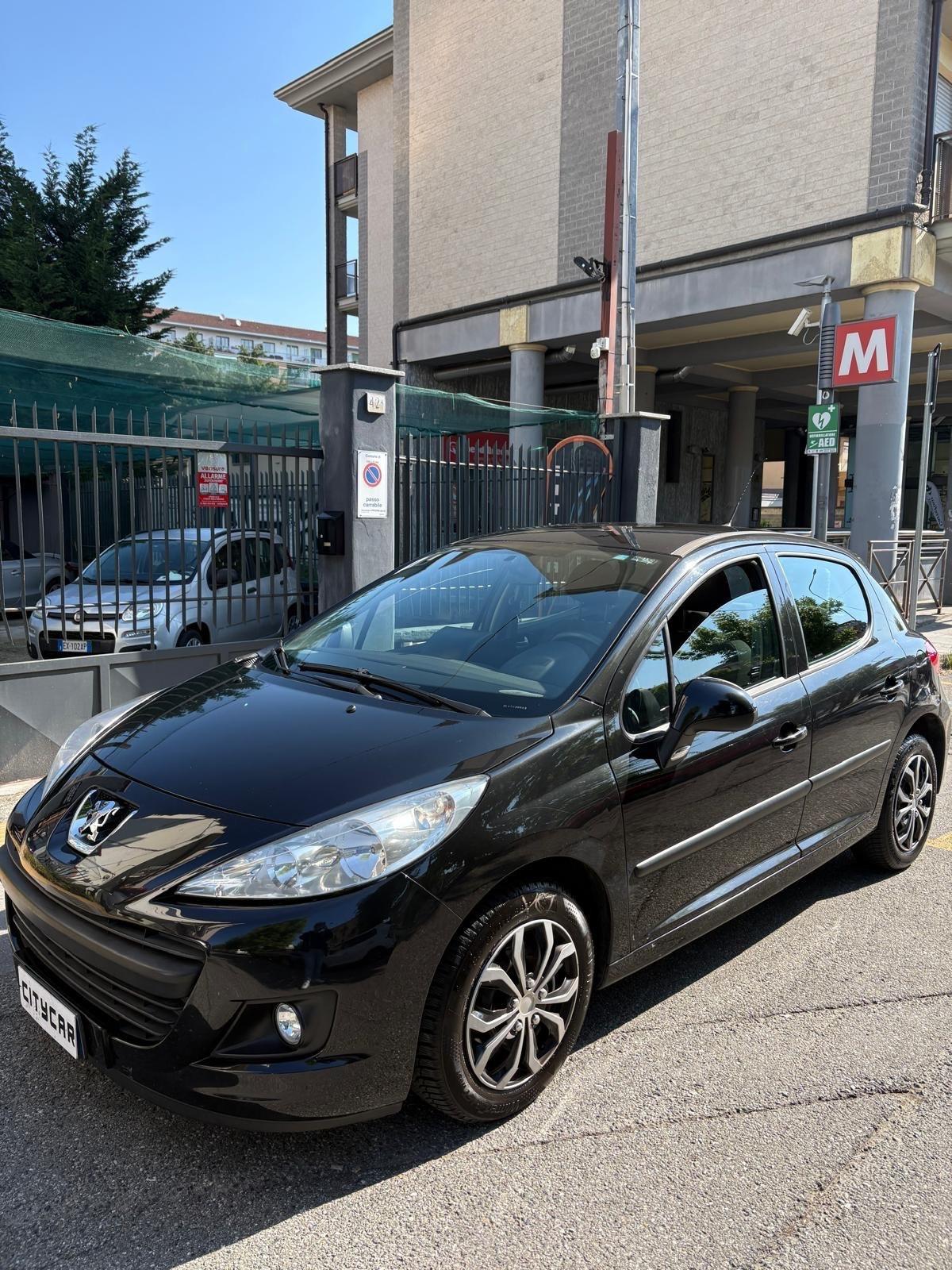 Peugeot 207 1.4 75 cv 5porte X Line