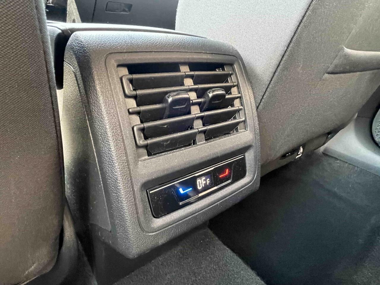 Volkswagen Golf 1.5 eTSI 130 CV EVO ACT DSG Style NEOPATENTATI